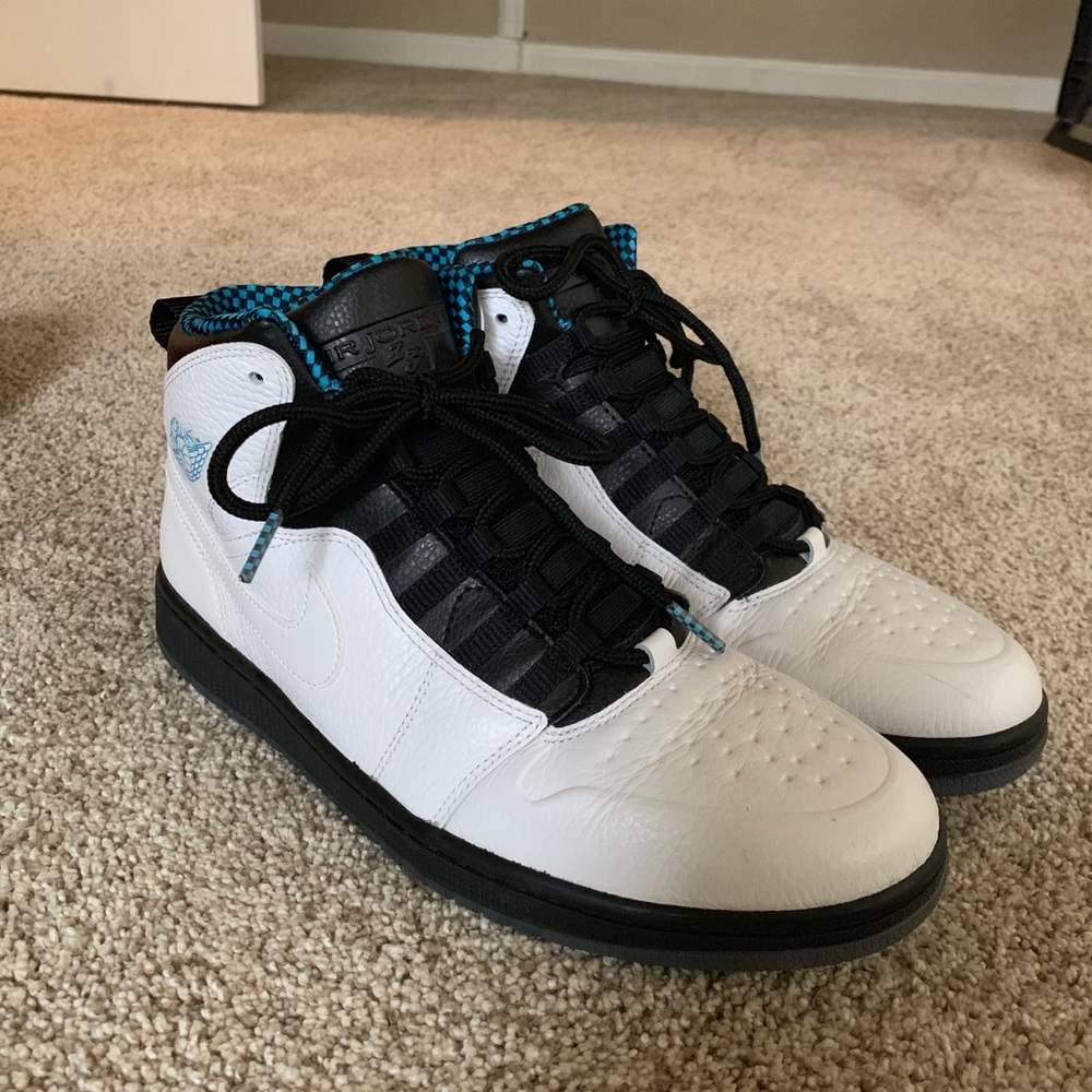 Jordan 1/10 Hybrid